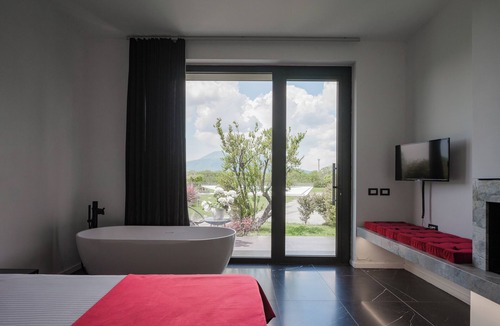 Palma Campania House | Secret Garden
