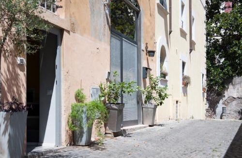 Rione V Ponte Apartment | Secret Rhome Loft