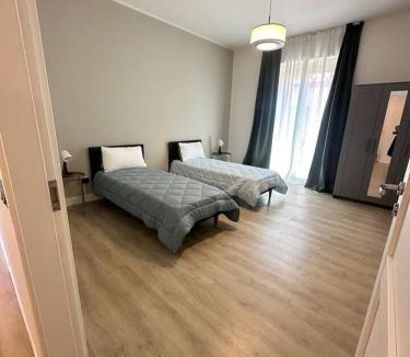 Sesto Calende Apartment | Sesto Hub: Design 3 Balconi tra fiume e Leonardo
