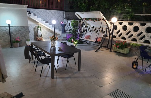 Pomarico Apartment | ☆ Shabby Chic Rooms with kitchen and private garden