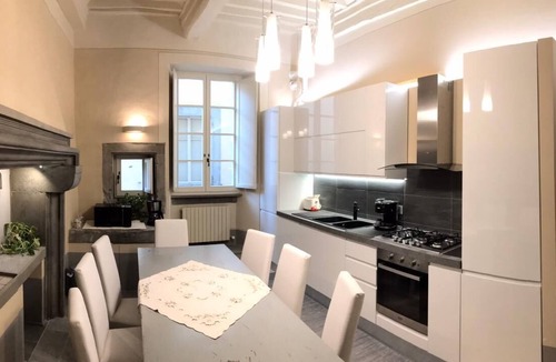 Cortona Old Town Apartment | SIGNORELLI HOUSE soundproofed apartment in the historic center