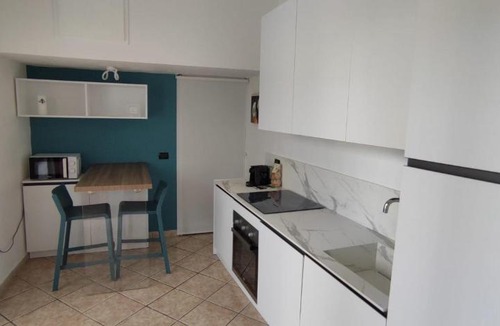 Somma Lombardo Apartment | SISTERS GUEST HOUSE 2