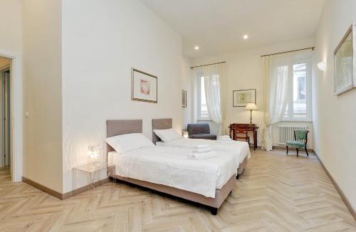 Rione III Colonna Apartment | Sistina 2