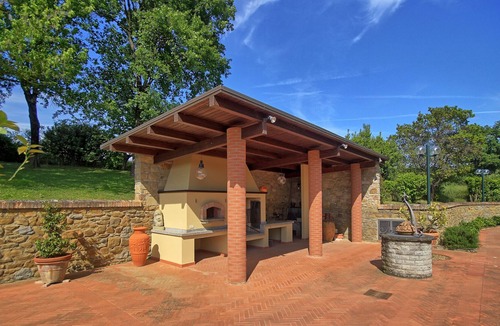 Arezzo House | Small charming Tuscany holiday home for 4 people