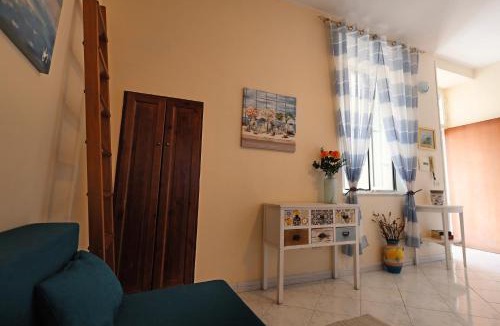 Pozzuoli Apartment | Sole Luna Porto