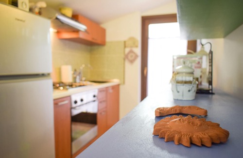 Ortona Apartment | Sole Luna - Three Bedroom Apartment, Sleeps 7