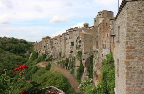 Vitorchiano Apartment | Sospesi nel borgo