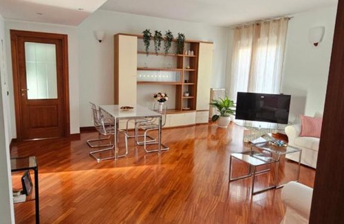 San Donato Milanese Apartment | South Milan Family & Business home