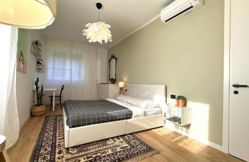 Forze Armate - Sella Nuova Apartment | Southern Milan M1 Bisceglie Lumière Bloom