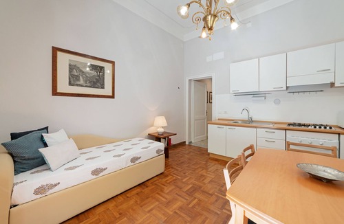 Repubblica Apartment | Spacious and Elegant 2Bed flat with private terrace in Monti
