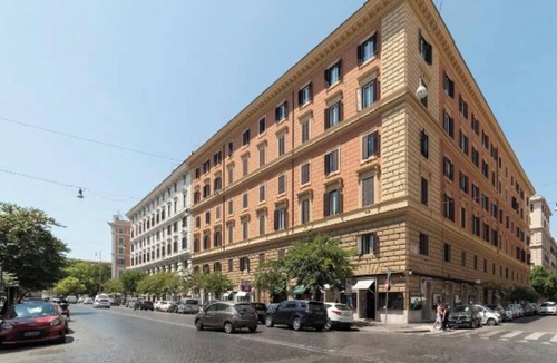 Prati Apartment | Spacious Apartment in the Heart of Prati, Near St. Peter's Basilica