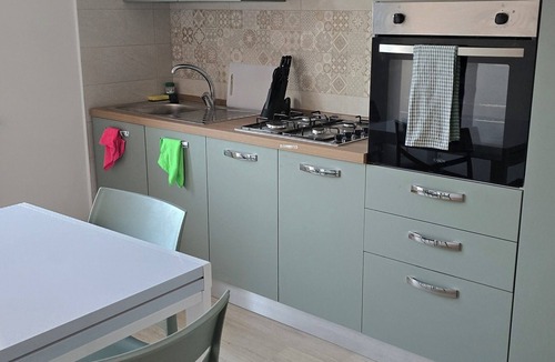 Bolsena Apartment | Spacious appartment with AC. Walking distance to castle and to Bolsena Lake.