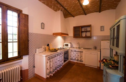 Brisighella House | Spacious Holiday Home in Brisighella