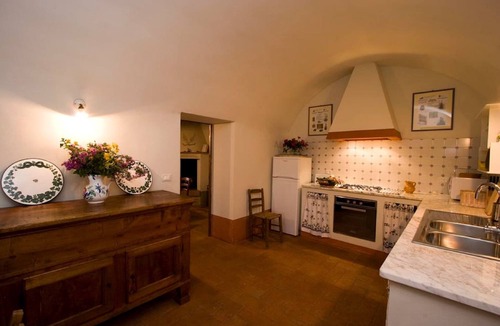 Brisighella House | Spacious Holiday Home in Brisighella