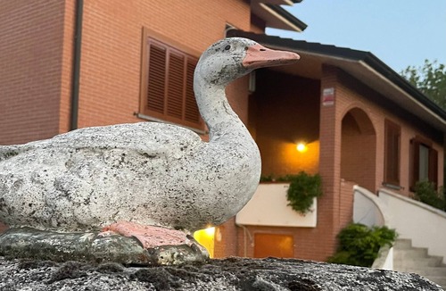 Vigano Villa | Spacious Italian garden villa near Milan & Rho