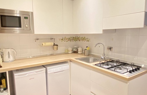 Rione IV Campo Marzio Apartment | Spanish Steps Charming Apartment
