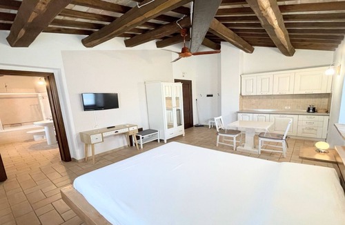 Limiti Villa | Spello By The Pool - Sleeps 11, Italy - Large private pool - Aircon - Wifi