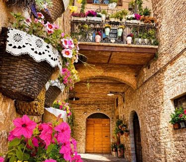 Spello Apartment | Spello House Patio