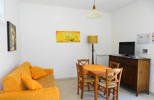 Spello House | Spello Lavanda apartment in holiday home with park and swimming pool