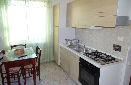 Spello House | Spello Salvia apartment in holiday home with park and swimming pool