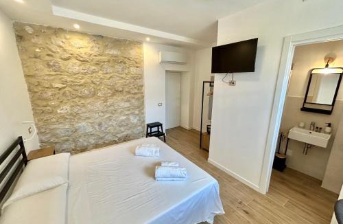 Sperlonga Bed & Breakfast | Sperlonga Sul Mare - UN LETTO IDEALE