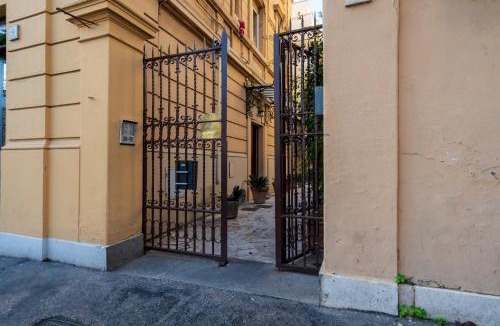 Vatican Apartment | St. Peter penthouse