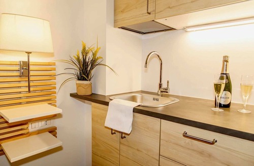 Universita House | Standard Double - InternoUno - Via Campaldino