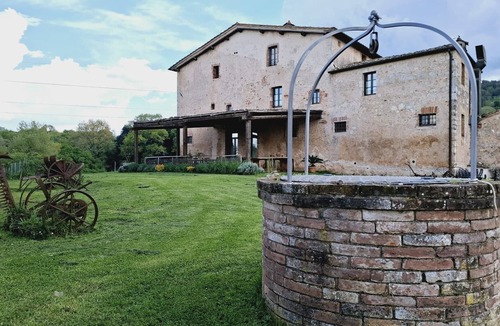 Simignano Apartment | Stanza Bareto - Agriturismo la Taverna di Celsa with Shared Pool