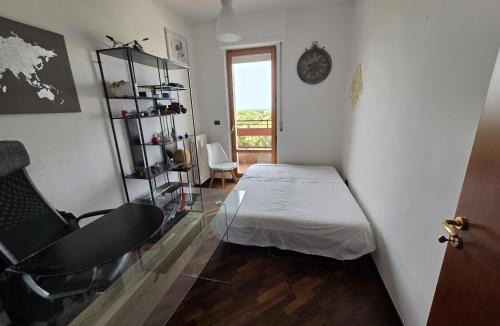Adelfia House | Stanza in Appartamento incantevole con camino Adelfia Bari