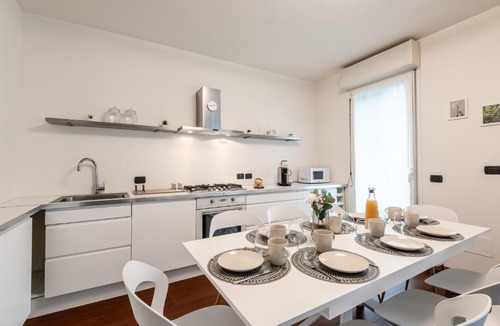 Milan Apartment | StayEasy SantaGiulia - M3 Metro - Center in 20 mins