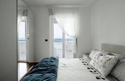Municipio 3 Apartment | Stella di Mare by Wonderful Italy