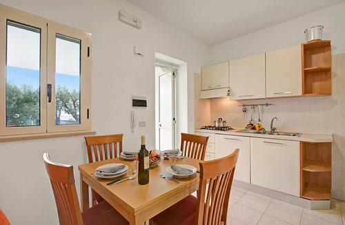 Defensola Apartment | Stella Marina Apartment 5, Vieste, Italy