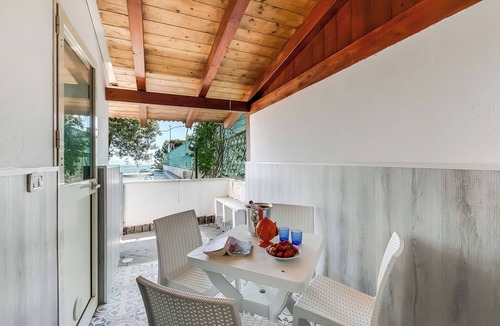 Defensola Apartment | Stella Marina Apartment 7, Vieste, Italy