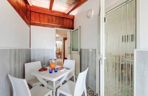 Defensola Apartment | Stella Marina Apartment 7, Vieste, Italy