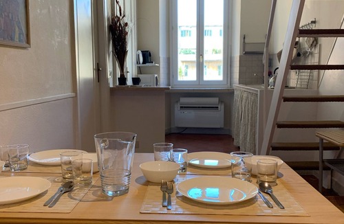 Rome City Centre Apartment | Steps from the Pantheon, the Trevi Fountain, Spanish Steps. Discounted stays!