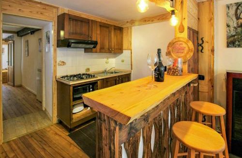 Ala di Stura House | Stone Cabin With Views Over Balme Valley