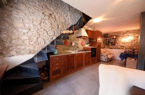 Roccacaramanico House | Stone House in Majella Park