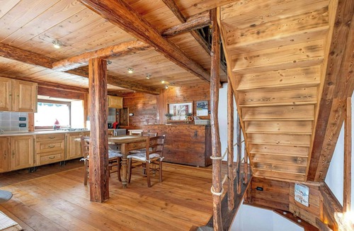 Ala di Stura House | Stone mountain cabin overlooking Ala Valley