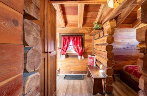 Valtournenche Apartment | Studio Ancienne Bergerie Studio 3 by Interhome