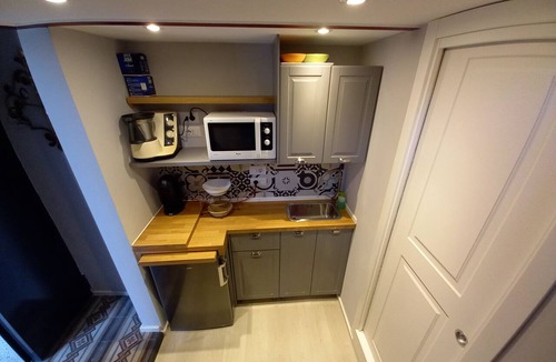 Portici Apartment | Studio apartment complete with everything