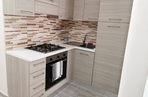 Montesilvano Apartment | Studio apartment 50 m from the beach with A/C, Wi-Fi & parking