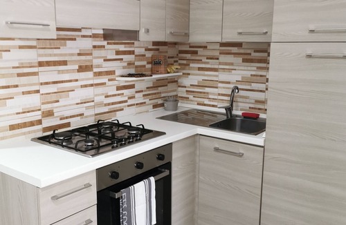 Montesilvano Apartment | Studio apartment 50 m from the beach with A/C, Wi-Fi & parking