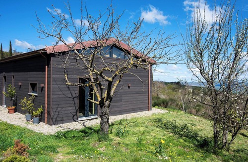 Castell'Azzara Apartment | Studio - studio apartment with kitchenette - in the Tuscan countryside