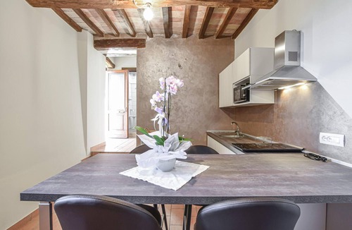 Marcellano Apartment | Stunning apartment in Frazione Marcellano