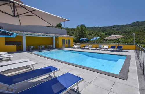 Laureana Cilento Apartment | Stunning apartment in Laureana Cilento with WiFi