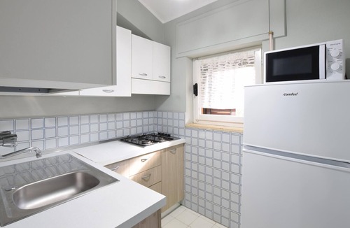 Drapia Apartment | Stunning apartment in Drapia with WiFi