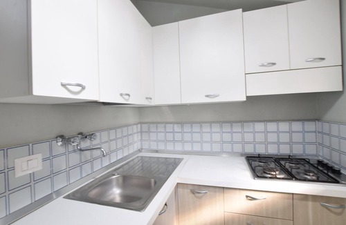 Drapia Apartment | Stunning apartment in Drapia with WiFi