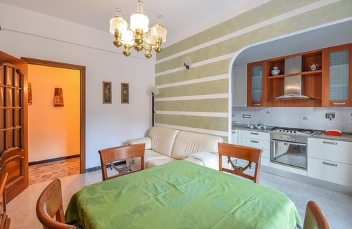 Genoa Apartment | Stunning apartment in Genova with WiFi