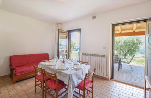 Montefelcino Apartment | Stunning apartment in Montefelcino with 2 Bedrooms
