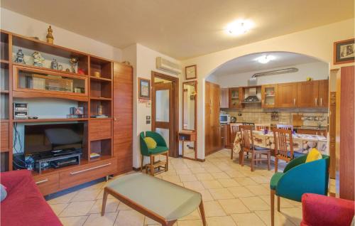 Trebbiantico Apartment | Stunning Apartment In Pesaro -Pu-